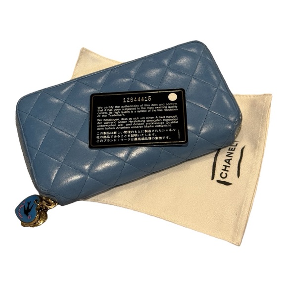 Chanel Valentine Zip Around Wallet - Picture 3 of 13